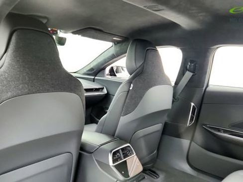 Used 2024 Lucid Air Touring AWD/4WD image 27