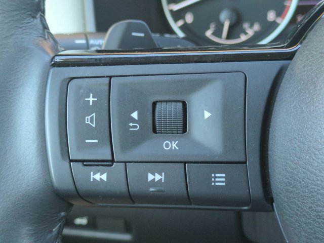 Used 2023 Nissan Rogue SL w/ SL Premium Package AWD/4WD image 26