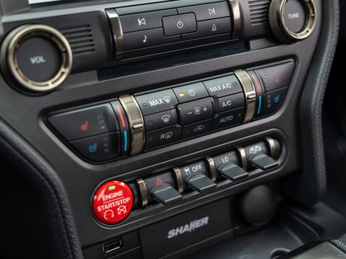 Used 2017 Ford Mustang Shelby GT350 image 35