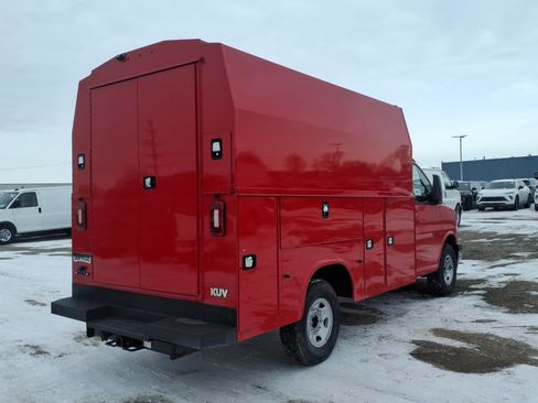 New 2026 Chevrolet Express 3500 w/ Power Convenience Package image 4