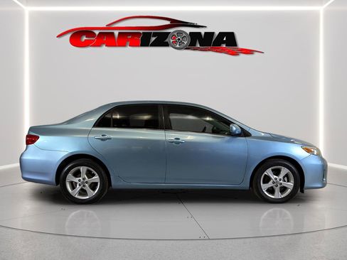 Used 2013 Toyota Corolla LE w/ Premium Pkg FWD image 4