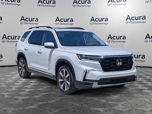 Used 2024 Honda Pilot Elite image 2
