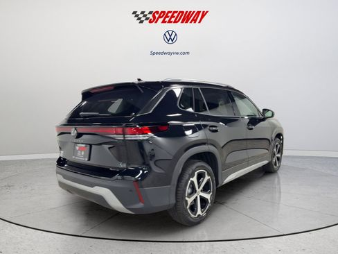 New 2026 Volkswagen Tiguan SE AWD/4WD image 10