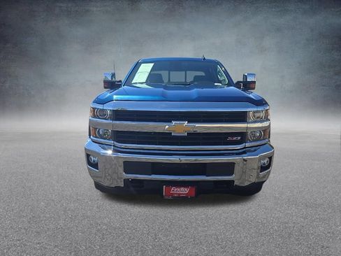 Used 2015 Chevrolet Silverado 2500 LTZ w/ LTZ Plus Package AWD/4WD image 9
