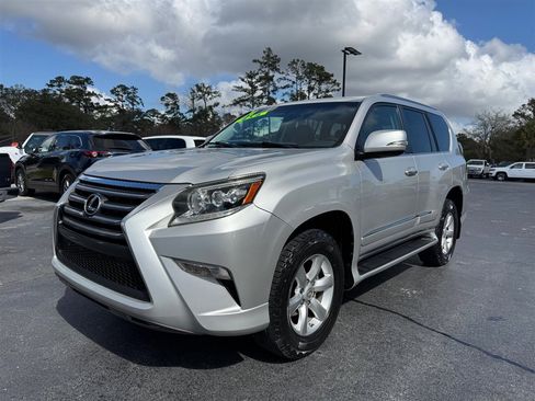 Used 2014 Lexus GX 460 image 4