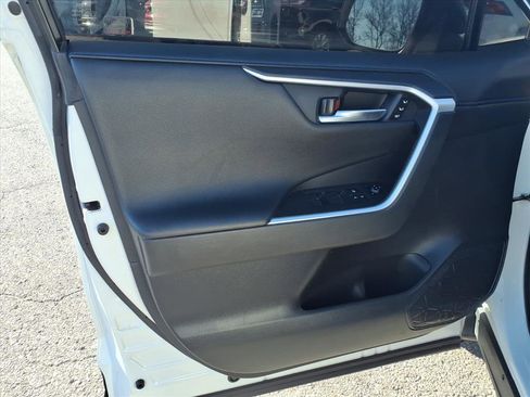 Used 2022 Toyota RAV4 XSE image 23