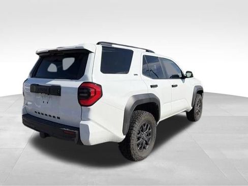 Used 2025 Toyota 4Runner SR5 AWD/4WD image 11