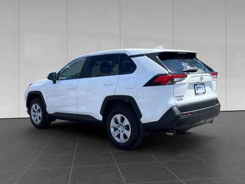 Used 2025 Toyota RAV4 LE image 3