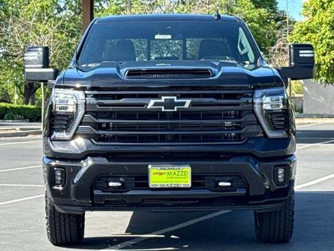 New 2026 Chevrolet Silverado 2500 High Country w/ High Country Premium Package AWD/4WD image 3