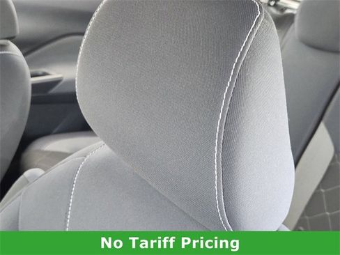 Used 2018 Nissan Kicks SV image 16