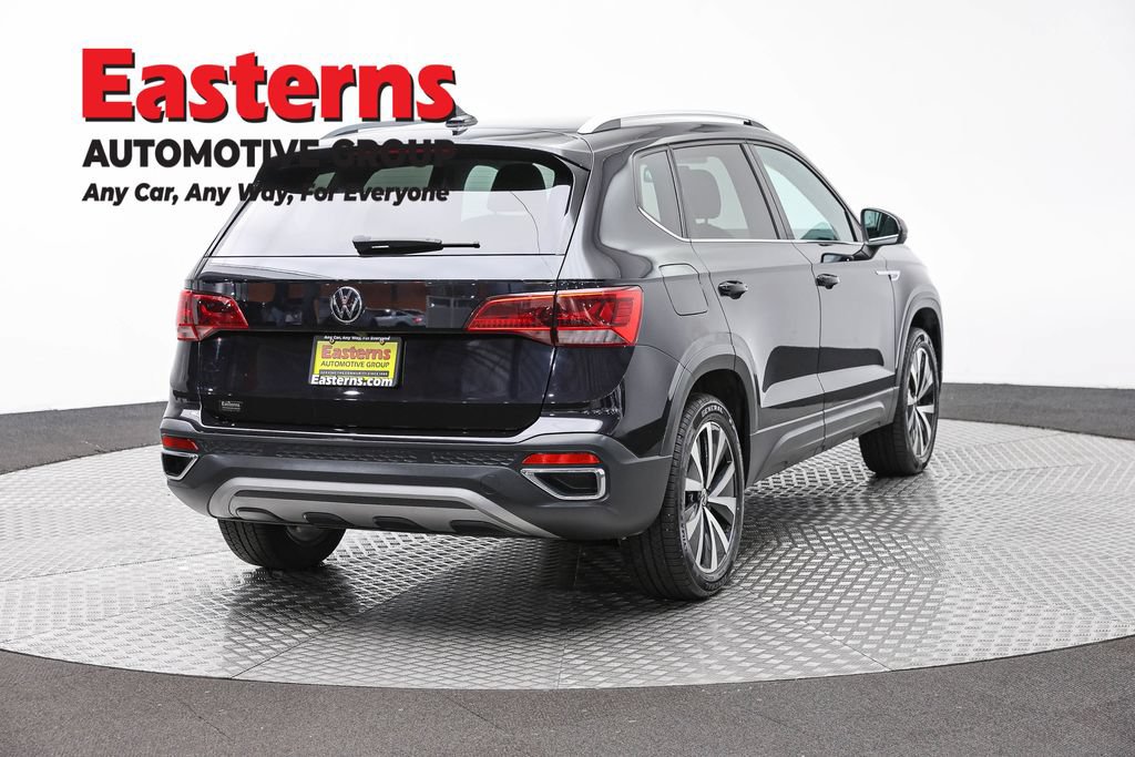 Used 2022 Volkswagen Taos SE AWD/4WD image 5
