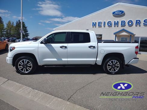 Used 2020 Toyota Tundra 4x4 CrewMax image 1