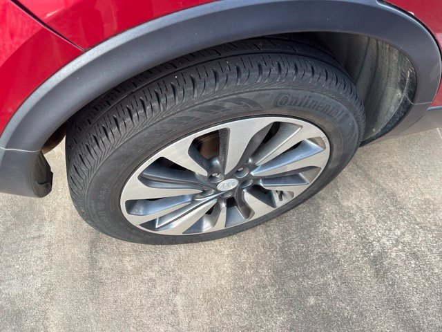Used 2019 Buick Encore Essence AWD/4WD image 7