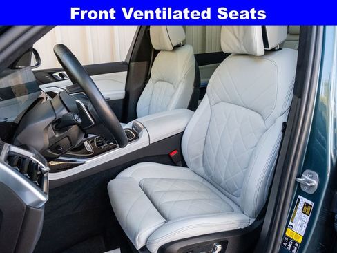 Used 2023 BMW X7 xDrive40i w/ Premium Package image 16