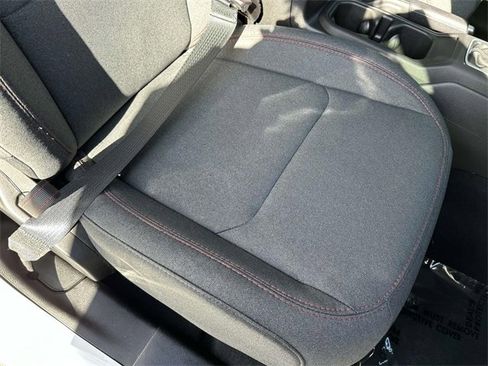 Used 2024 Jeep Gladiator Rubicon w/ Technology Group image 8