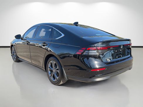 Used 2024 Honda Accord EX image 5