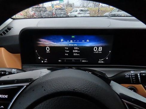 Used 2024 Kia Seltos EX image 30