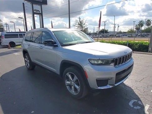 Used 2021 Jeep Grand Cherokee L Limited image 51