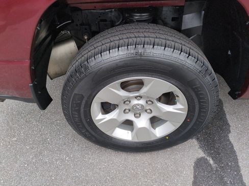 Used 2022 RAM 1500 Big Horn AWD/4WD image 9