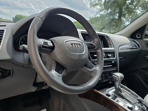 Used 2015 Audi Q5 2.0T Premium Plus w/ Technology Package AWD/4WD image 26
