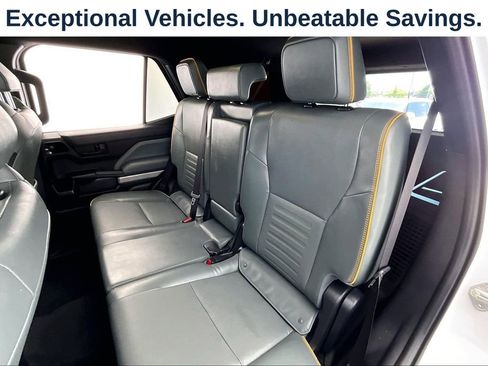 Used 2025 Toyota 4Runner Trailhunter AWD/4WD image 32