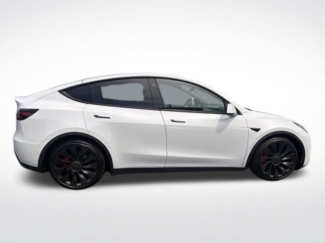 Used 2022 Tesla Model Y Performance AWD/4WD image 2