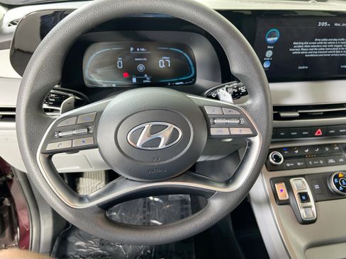 Used 2023 Hyundai Palisade SE AWD/4WD image 11