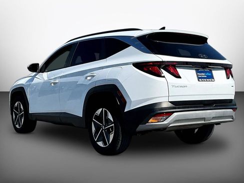 Certified 2025 Hyundai Tucson SEL AWD/4WD image 4