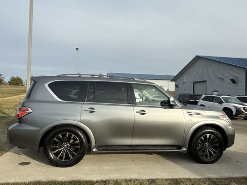 Used 2017 Nissan Armada Platinum image 7