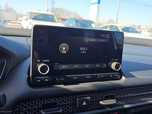 Used 2023 Honda HR-V Sport image 16