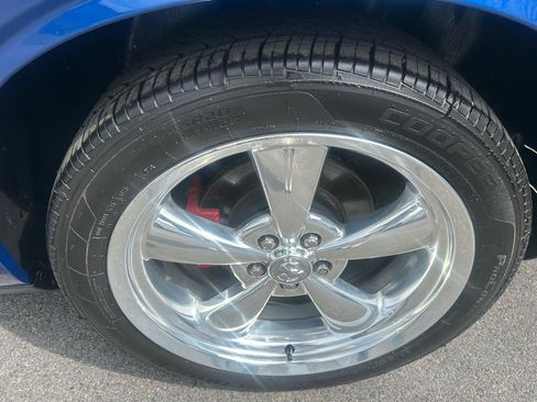 Used 2010 Dodge Challenger R/T RWD image 12