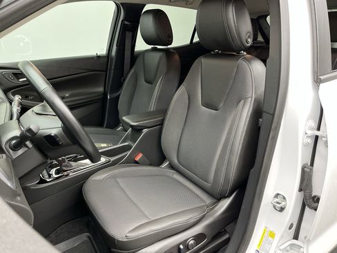 New 2026 Buick Encore GX Preferred w/ Comfort Package AWD/4WD image 8