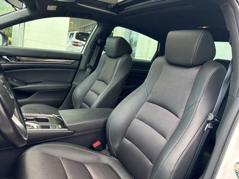 Used 2020 Honda Accord Sport image 7