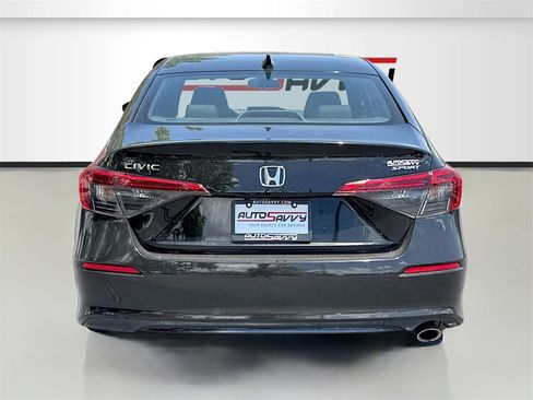Used 2023 Honda Civic Sport image 6