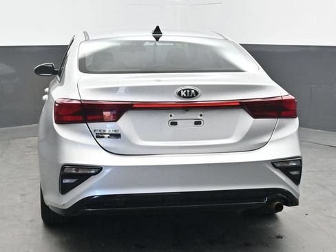 Used 2019 Kia Forte LXS FWD image 5