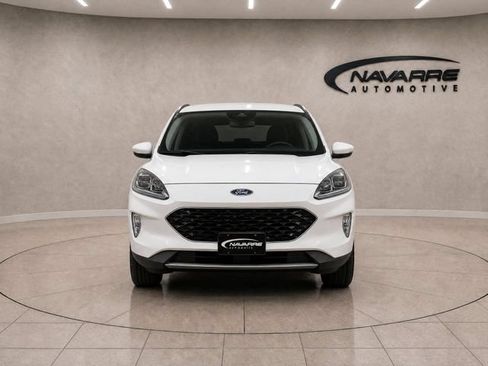 Used 2020 Ford Escape Titanium AWD/4WD image 2