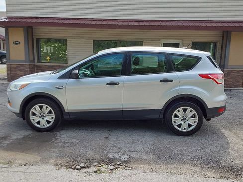Used 2013 Ford Escape S FWD image 2