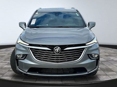 Used 2024 Buick Enclave Essence w/ Technology Package AWD/4WD image 2