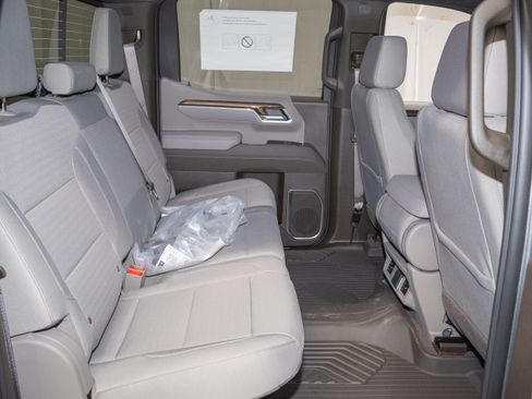 New 2026 Chevrolet Silverado 1500 LT image 10