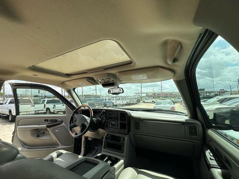 Used 2007 Chevrolet Silverado 1500 LT w/ Onstar Plus Package image 29