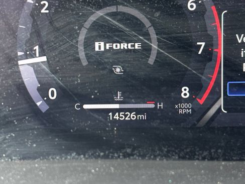 Used 2025 Toyota Tacoma TRD Off-Road AWD/4WD image 12