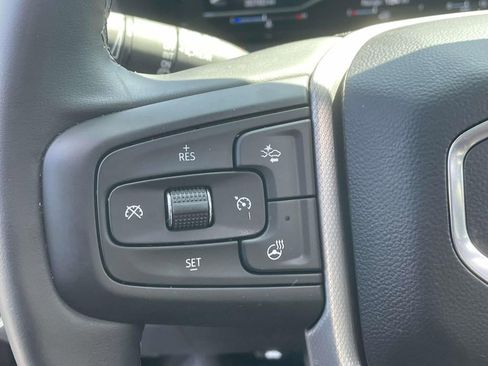 Used 2024 GMC Yukon Denali image 23