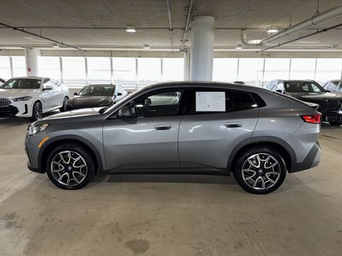 Used 2025 BMW X2 xDrive28i AWD/4WD image 5