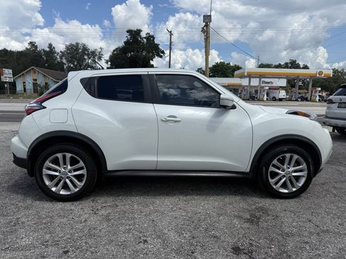 Used 2015 Nissan Juke SL FWD image 8