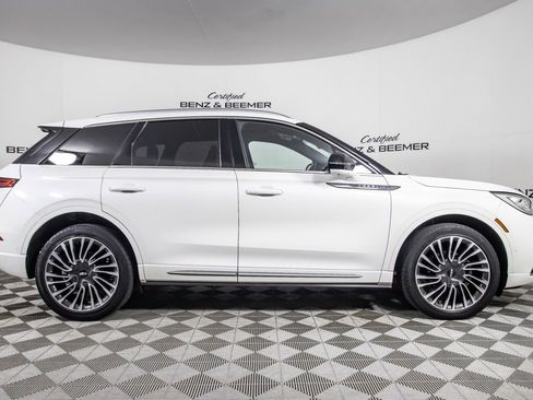 Used 2020 Lincoln Corsair Reserve w/ Equipment Group 202A AWD/4WD image 3