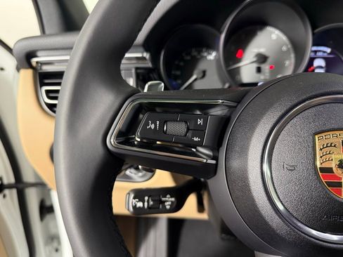 New 2025 Porsche Macan S image 36