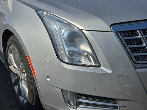 Used 2014 Cadillac XTS Luxury FWD image 4