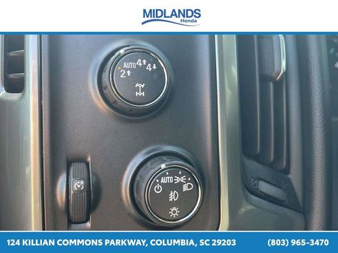 Used 2018 Chevrolet Silverado 1500 LT w/ All Star Edition AWD/4WD image 22