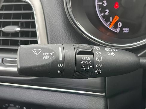 Used 2021 Jeep Grand Cherokee Limited RWD image 51