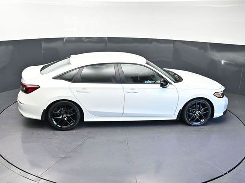 Used 2025 Honda Civic Sport image 26